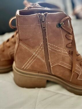 Naturalizer Brown Suede Lace-Up Ankle Boots with Side Zip